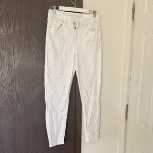 American Eagle Outfitters Women's Cream High Rise Jeans